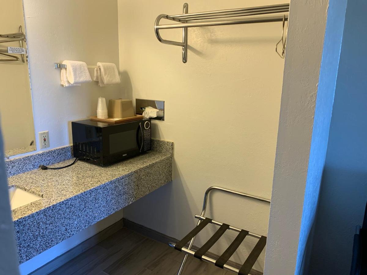 Landmark Inn Osawatomie Eksteriør bilde