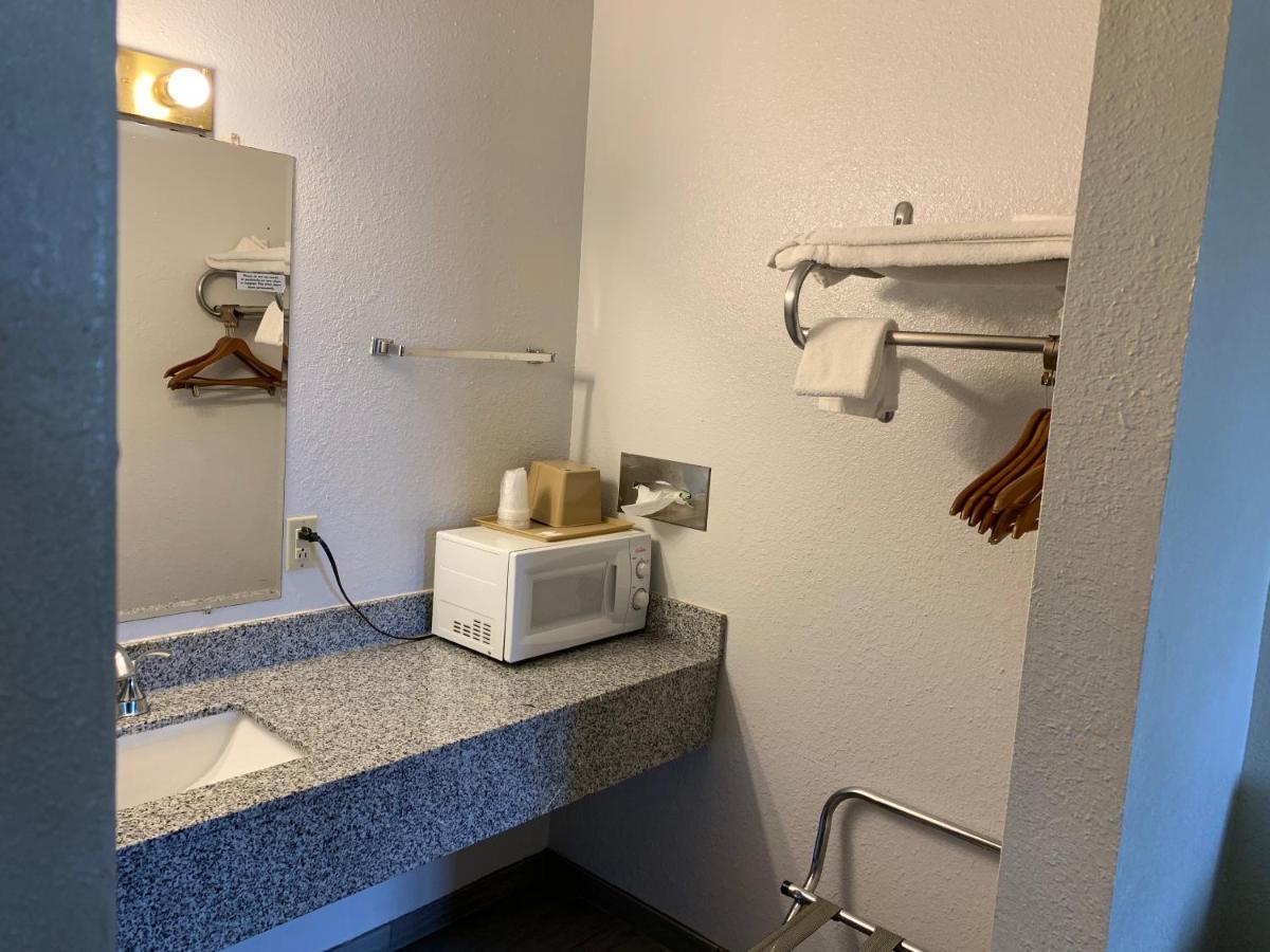 Landmark Inn Osawatomie Eksteriør bilde